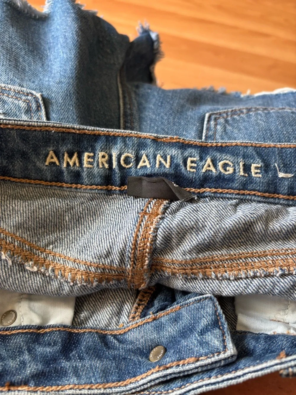 American Eagle Distressed‎ Jean Mom Shorts